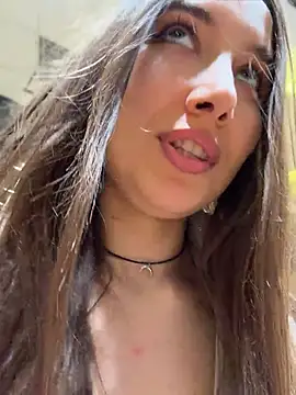 ICrazyOneIRL live cam on StripChat