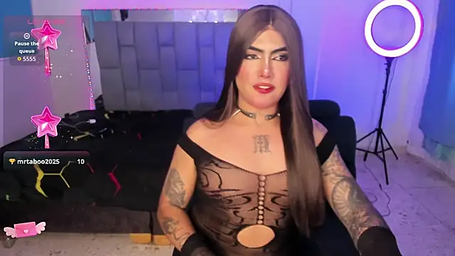 Sophie_whitexxx live cam on StripChat