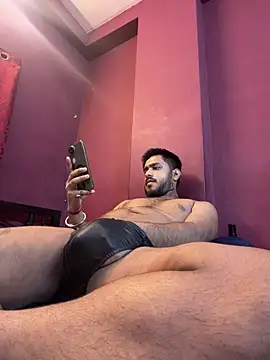 Rajveer1292 live cam on StripChat