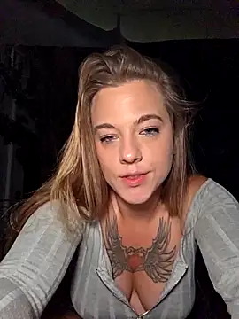 Luna_Lynn webcam