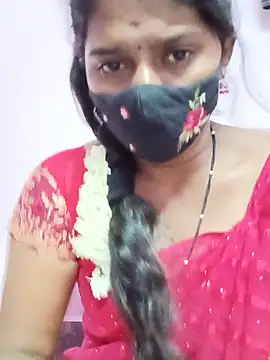 CuteDevilAnu webcam
