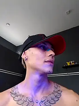maxwell_crazy1 live cam on StripChat