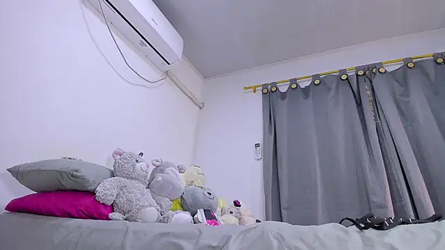 vennuss19 live cam on StripChat