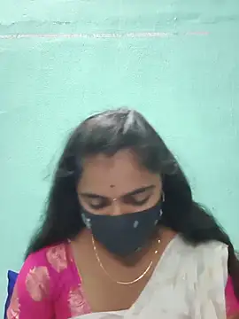 Silent_Girl_Sahana live cam on StripChat