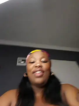sweetdolly29xx (F milf) - Bf joins show for some  good fuck