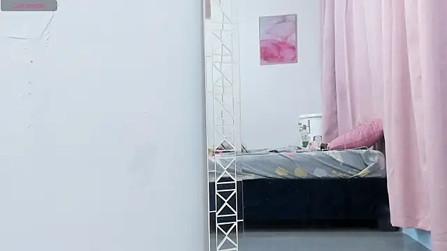 miajhonsonx live cam on StripChat