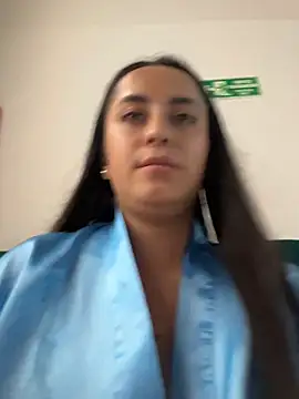 Antonella_Julieta webcam