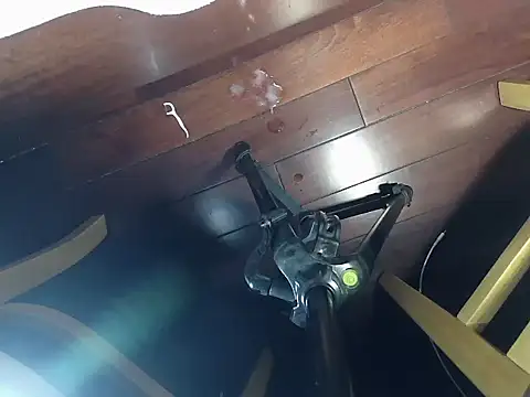 meomeo00008 webcam