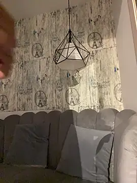 AbyThompson live cam on StripChat