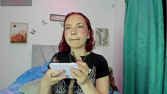 Megam_white live cam on StripChat
