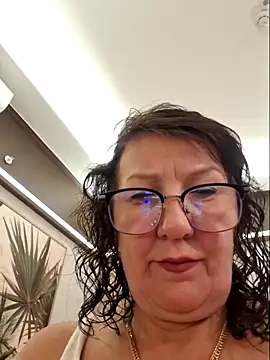 LaliaMia live cam on StripChat