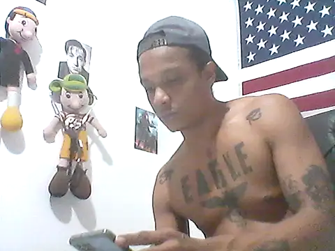 elpeluchenegroxxx3 webcam