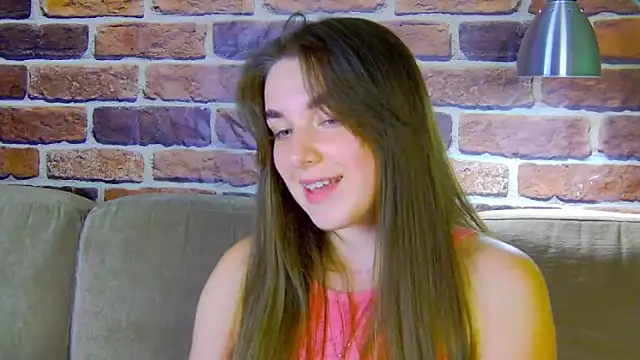 Sofia_Hugs webcam