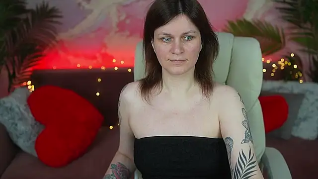 TinaMelt live cam on StripChat