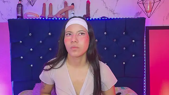 Dakotaa_Johnson webcam