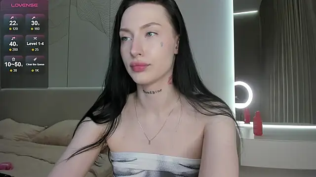 JenniferQueen11 live cam on StripChat