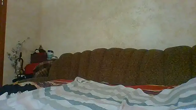 MilaSky5303 live cam on StripChat