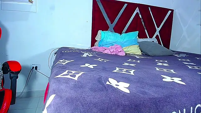 DanisaBrown webcam