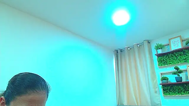 sasi_luna webcam