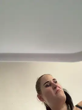 lolabunny9 webcam