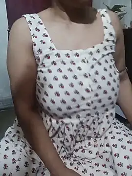 Sneha_gril live cam on StripChat