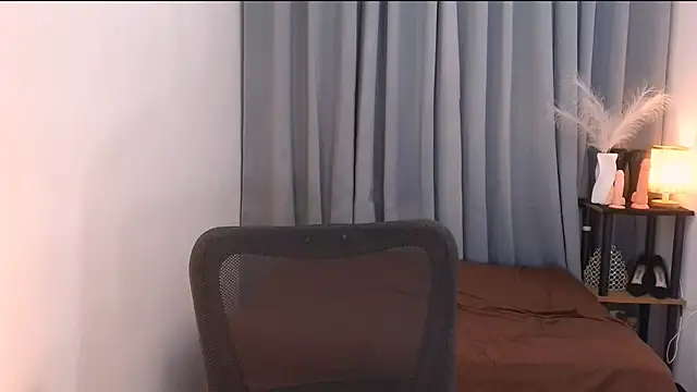 Mimi_Mckinley webcam