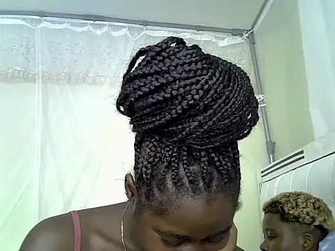 blancoreyo live cam on StripChat