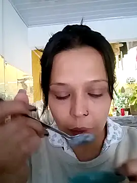 RossyAlvarez live cam on StripChat