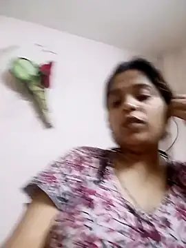 Meloni_71 live cam on StripChat