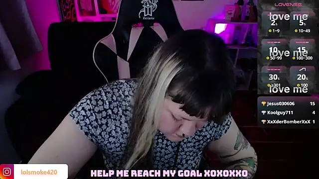 Bdsm_and_fries webcam