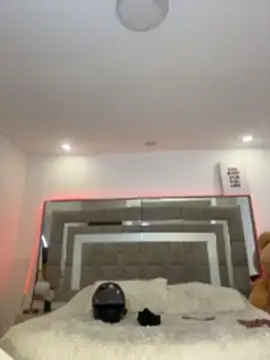 Nicolle_foxy webcam