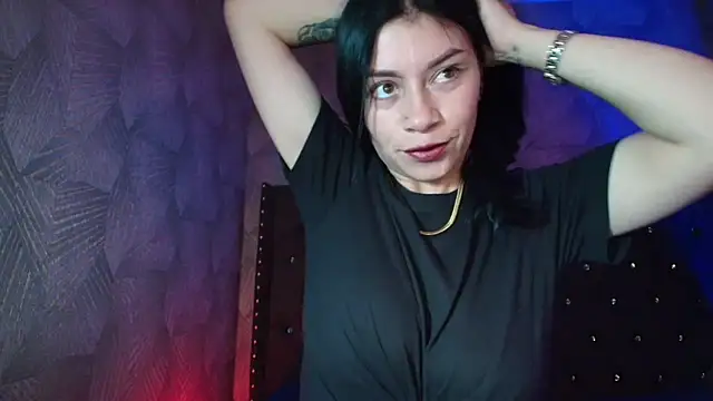AnnaliOlsenX live cam on StripChat