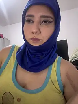 hannahayat live cam on StripChat