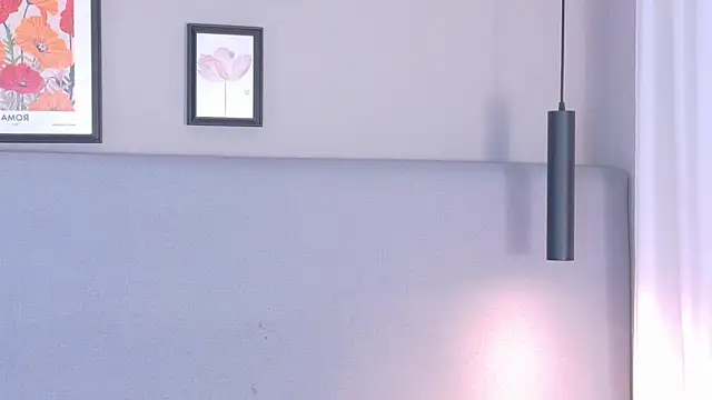 LanaRozz live cam on StripChat