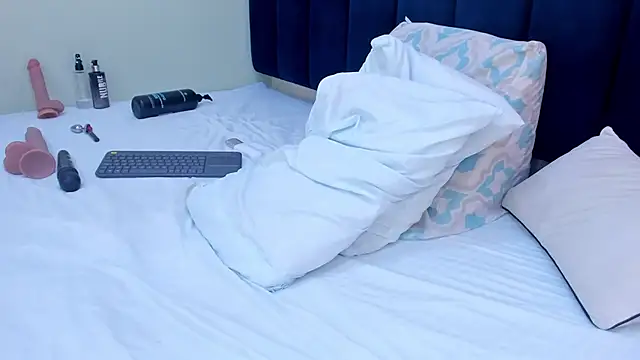sophieturner_mg webcam