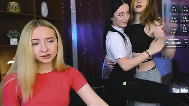 mila_glow1 webcam