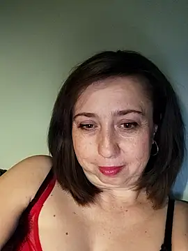 MaryKiki5619 live cam on StripChat