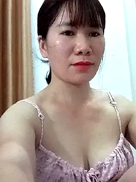 Bondgirl_9 live cam on StripChat