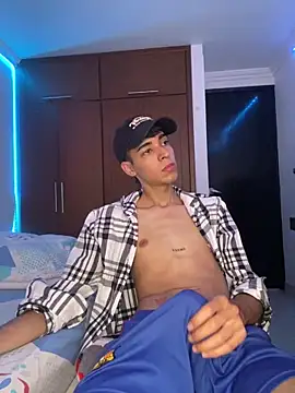 Milo_Gunnar webcam