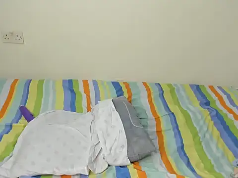 Sexycarinah_ webcam