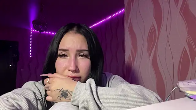 Greeneyedlauren live cam on StripChat