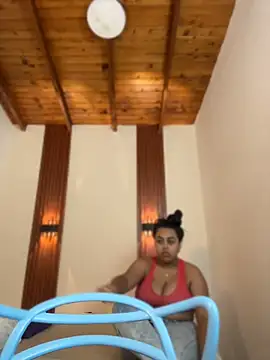 MiaLane3 live cam on StripChat