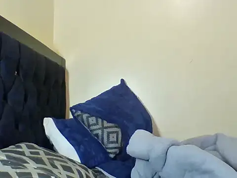 camila_lorah webcam