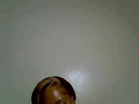 Sexy_bella6 live cam on StripChat