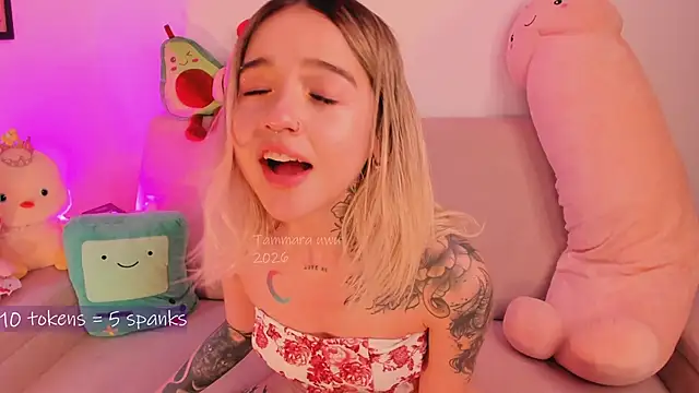 _tammara_ (F young) - nipple play + saliva