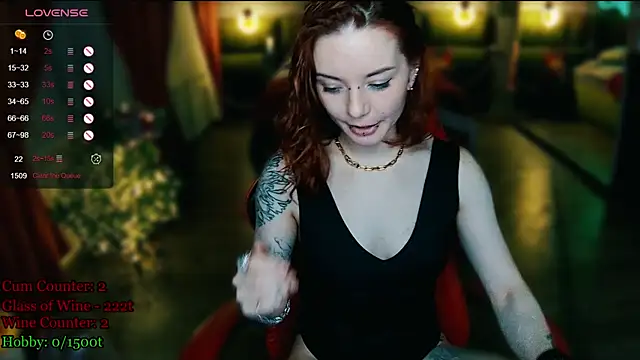 MaxPhoenixx live cam on StripChat