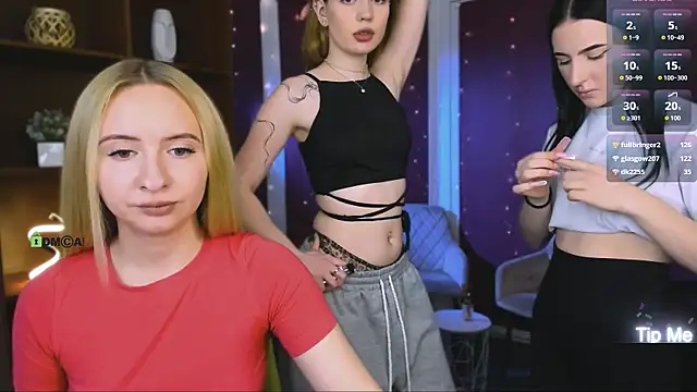 mila_glow1 webcam