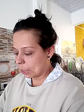 RossyAlvarez live cam on StripChat