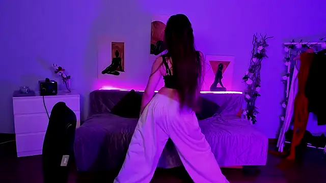BetsyKiss webcam