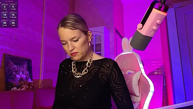Lady_Shine live cam on StripChat